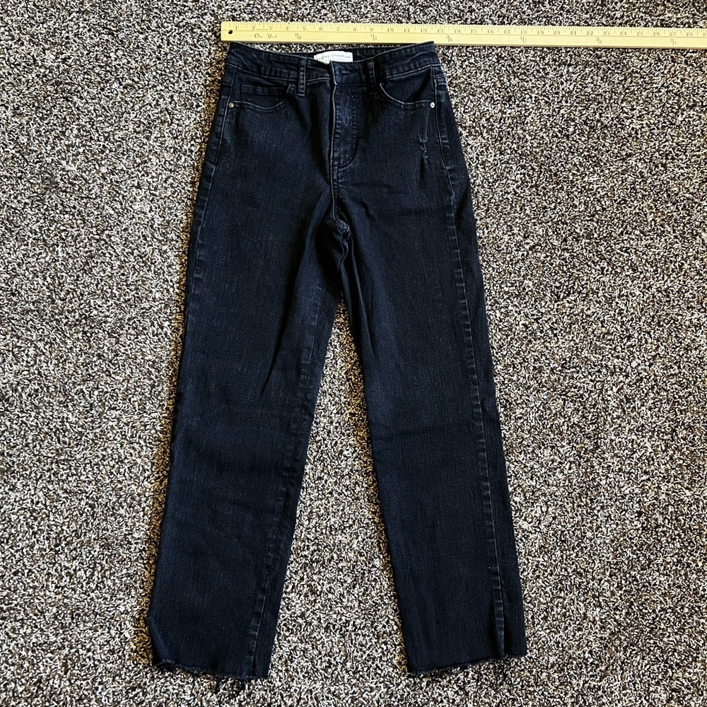 Black High-Waisted Jeans - Picture 1 of 8
